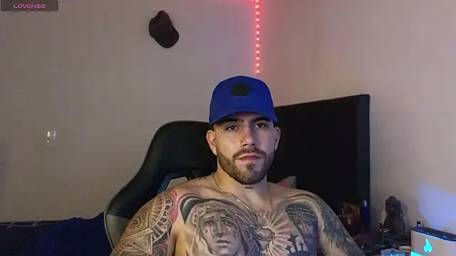 Ades Lowe online show from 02-18-26, 06:33