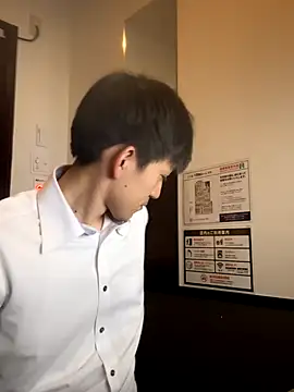 Snapshot of yuma0815 chatting on 11-02-25, 04:39 yuma0815 online show from 11-02-25, 04:39