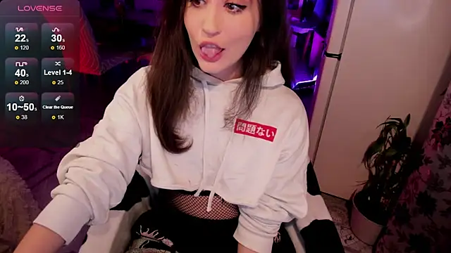 Snapshot of Sserendipityy chatting on 10-15-25, 03:53 Sserendipityy online show from 10-15-25, 03:53