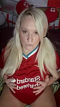 Snapshot of Bouncy-Bella28X chatting on 07-06-26, 11:17 Bouncy-Bella28X online show from 07-06-26, 11:17