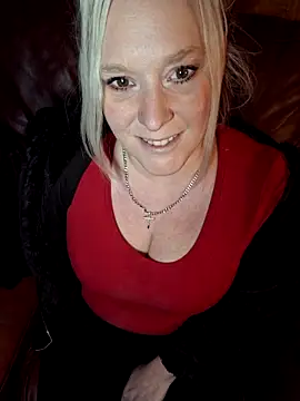 Bouncy-Bella28X online show from 02-12-26, 03:01