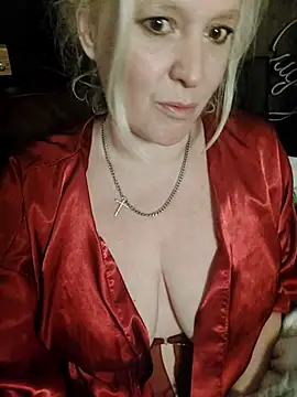 Bouncy-Bella28X online show from 11-01-25, 08:41