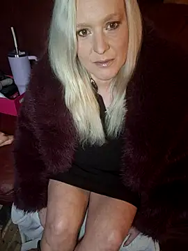 Bouncy-Bella28X online show from 01-09-26, 12:01