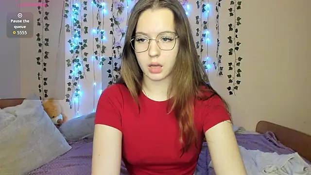 Snapshot of ShalinaMontana chatting on 10-04-25, 03:13 ShalinaMontana online show from 10-04-25, 03:13