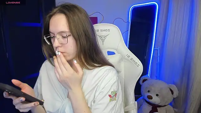 Snapshot of ShalinaMontana chatting on 09-21-25, 04:01 ShalinaMontana online show from 09-21-25, 04:01