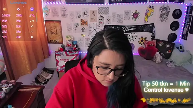 Cherry blush  online show from 04-10-26, 09:44