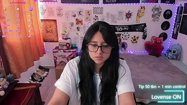 Cherry blush  online show from 05-06-26, 08:57