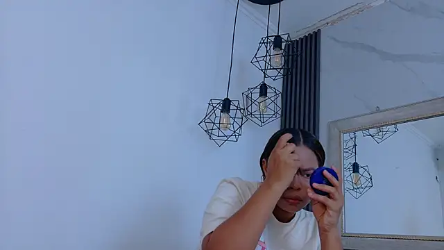 Snapshot of keyla_mejia chatting on 06-14-26, 12:06 keyla mejia online show from 06-14-26, 12:06