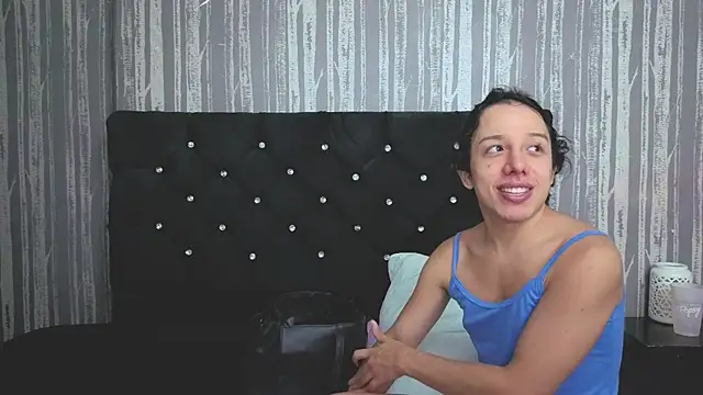 Alicee Moonn online show from 07-19-26, 05:42