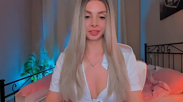 VelvetEliza online show from 11-21-25, 09:14