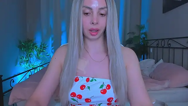 Snapshot of VelvetEliza chatting on 05-05-26, 10:13 VelvetEliza online show from 05-05-26, 10:13