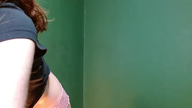 Roxiehood online show from 09-12-25, 02:44