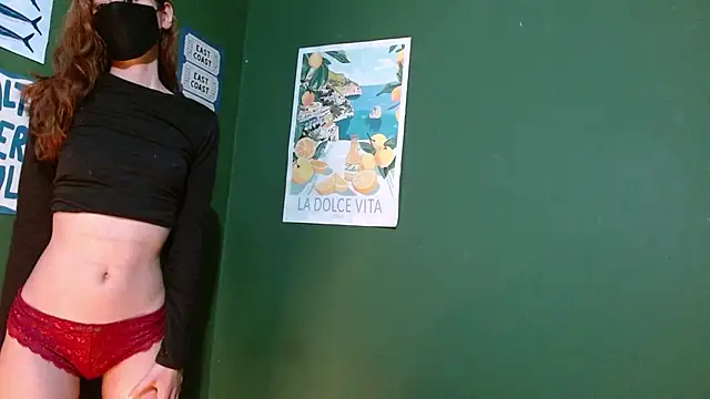 Roxiehood online show from 02-07-26, 01:46