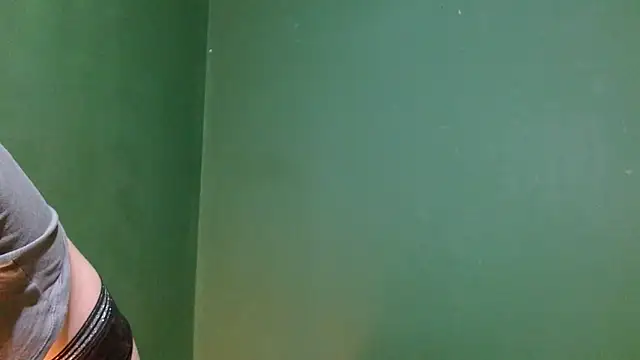 Roxiehood online show from 09-13-25, 02:33
