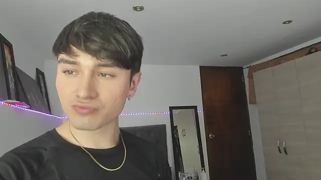 stevve 14 online show from 10-31-25, 02:30