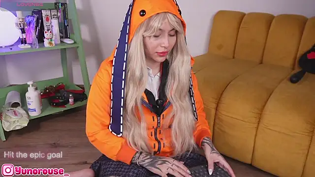 YunoRose  online show from 01-11-26, 03:57