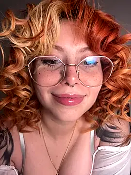 YunoRose  online show from 10-20-25, 03:52