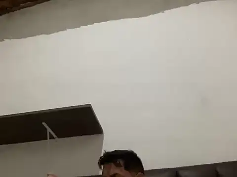 Snapshot of Almir10 chatting on 03-03-26, 09:11 Almir10 online show from 03-03-26, 09:11