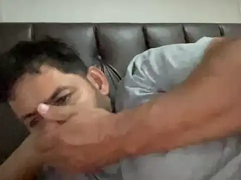 Snapshot of Almir10 chatting on 09-13-25, 12:43 Almir10 online show from 09-13-25, 12:43