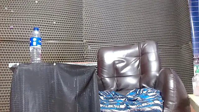 Alisson Sodomy online show from 11-19-25, 05:13