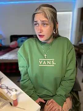 Alix Valentine online show from 04-16-26, 05:25