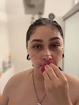 Alix Valentine online show from 10-25-25, 08:42