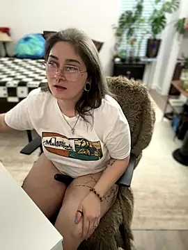 Alix Valentine online show from 09-25-25, 01:11