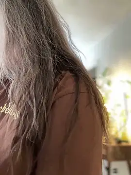 Alix Valentine online show from 11-03-25, 08:56