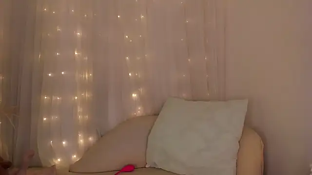 Violett030 online show from 11-24-25, 04:01