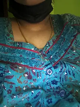 Villageanuty online show from 02-04-26, 09:04