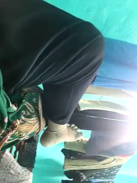 Villageanuty online show from 04-16-26, 04:30