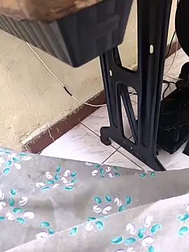 Villageanuty online show from 11-21-25, 07:07