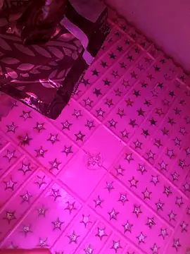 Villageanuty online show from 10-16-25, 06:27