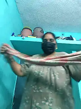 Villageanuty online show from 01-07-26, 03:44