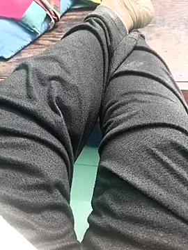 Villageanuty online show from 03-31-26, 02:52