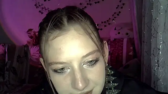 Lily Ember online show from 11-23-25, 06:29