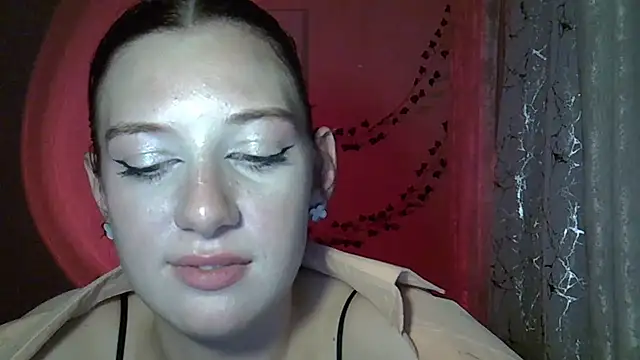 Lily Ember online show from 10-17-25, 10:22