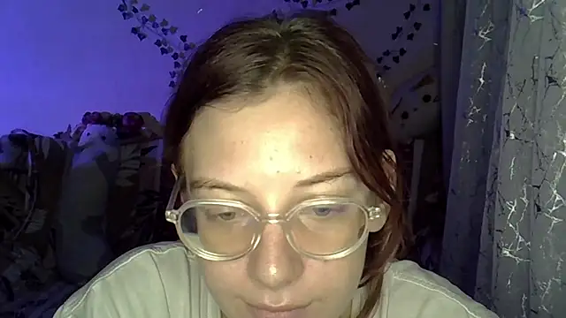 Lily Ember online show from 11-27-25, 06:19