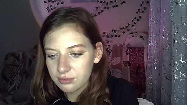 Lily Ember online show from 11-25-25, 07:03