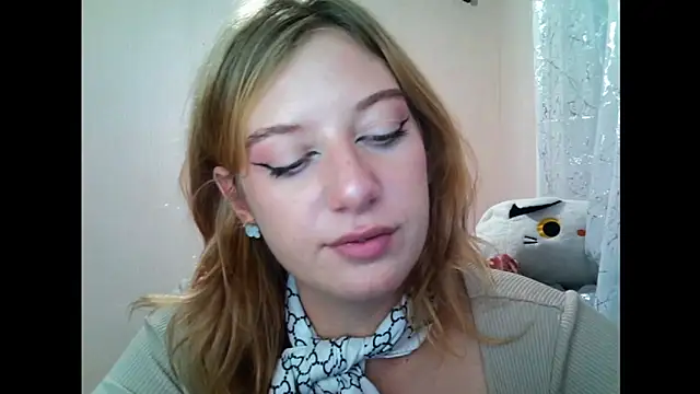 Lily Ember online show from 09-17-25, 04:31