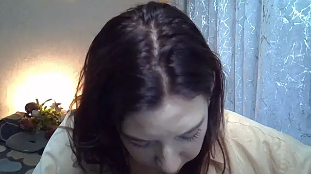 Lily Ember online show from 10-08-25, 10:10