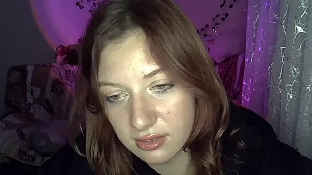 Lily Ember online show from 11-28-25, 06:19