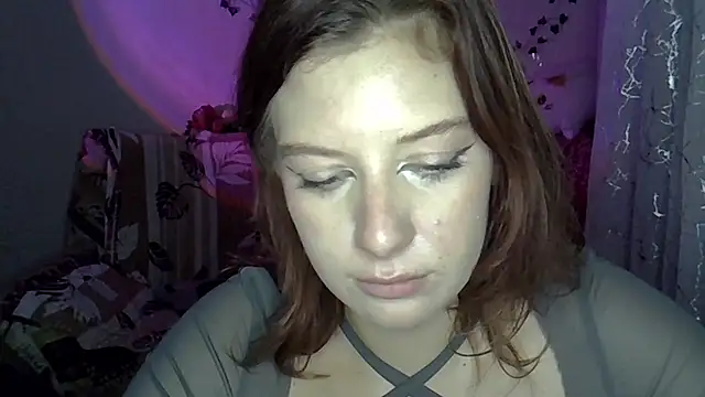 Lily Ember online show from 11-30-25, 06:30