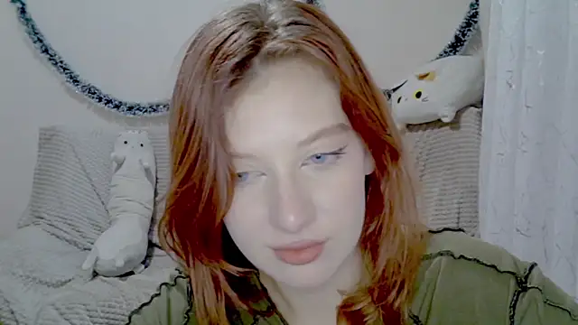 Lily Ember online show from 12-15-25, 06:25