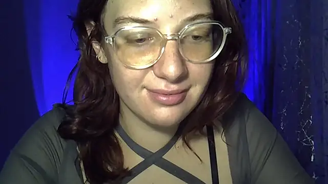 Lily Ember online show from 10-25-25, 08:20