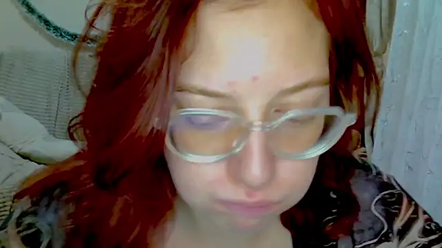 Lily Ember online show from 01-09-26, 06:37