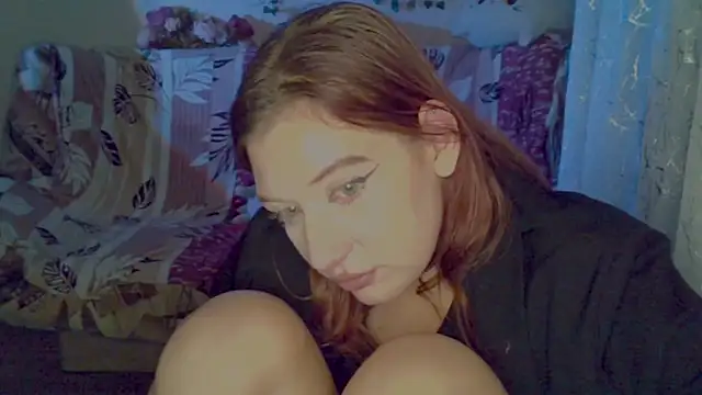 Lily Ember online show from 12-13-25, 08:04