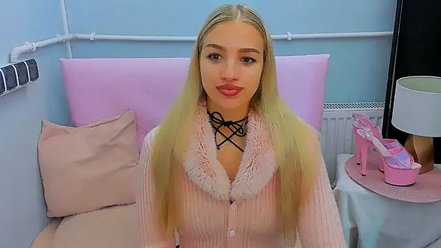 EvetteRose online show from 10-07-25, 03:35