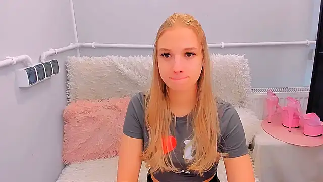 EvetteRose online show from 03-19-26, 09:26