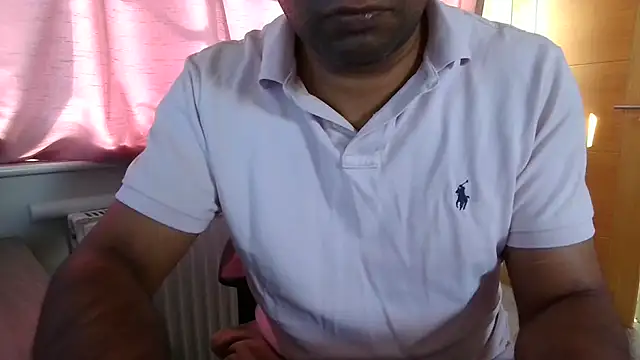 Snapshot of rogamuffin chatting on 07-29-26, 09:52 rogamuffin online show from 07-29-26, 09:52